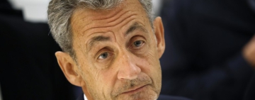 Саркози издаде 